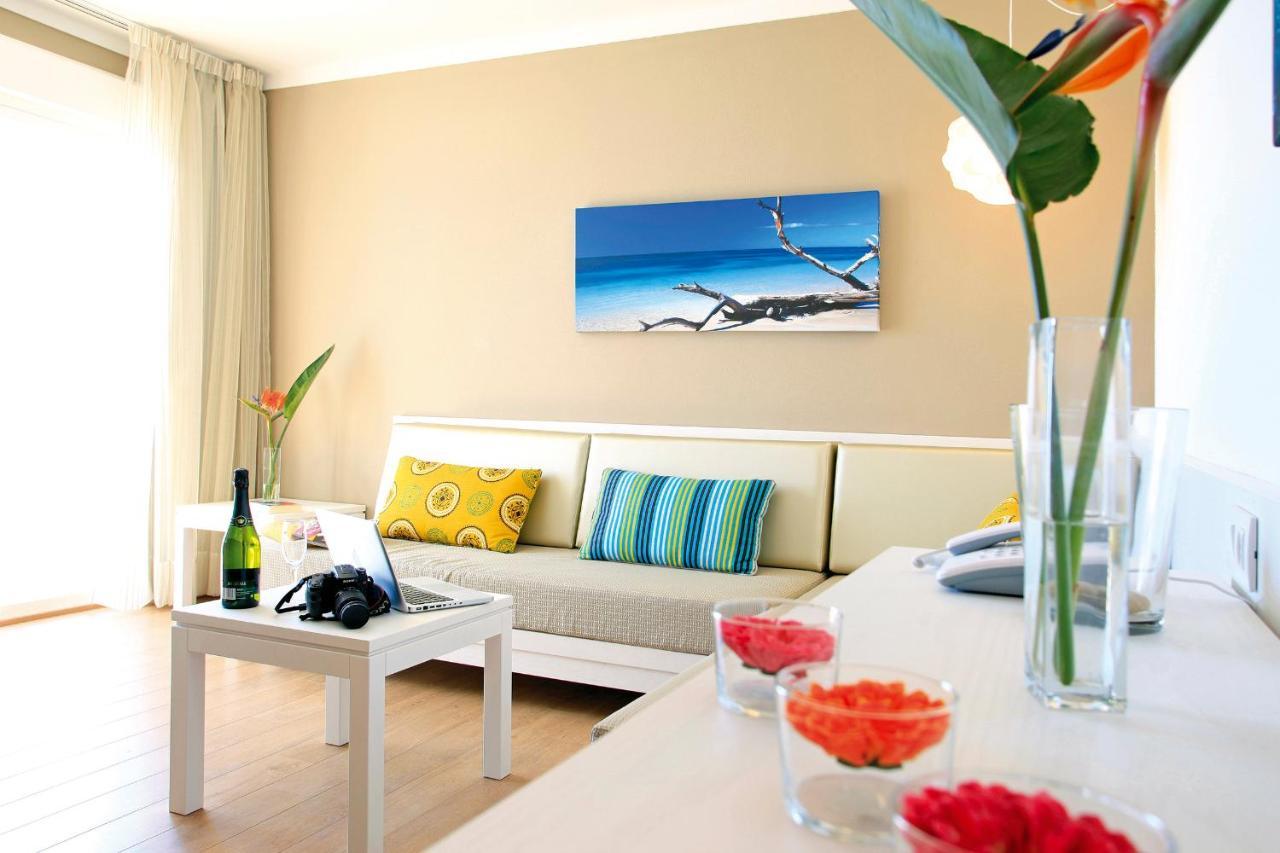 Apartamentos Bellamar ปอร์ต เด โปเญนซา ภายนอก รูปภาพ